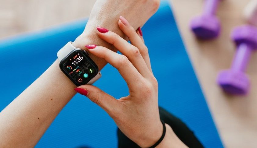 Jam Tangan Pintar Yang Sering Di Gunakan Dalam Olahraga