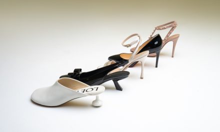 Trend Heels Pada Sebuah Sepatu Yang Berhak Tinggi