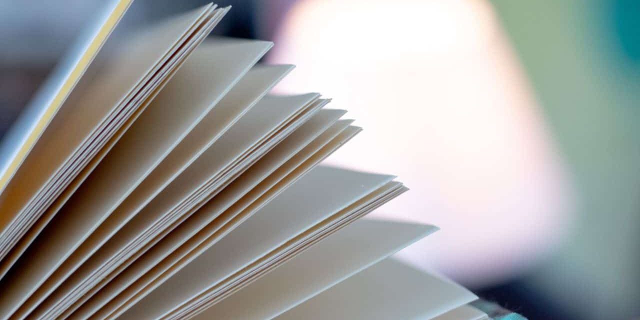 Bahan Tipis Kertas Untuk Menulis Dalam Pendidikan