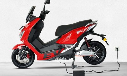 Kendaraan Zaman Modern Sebuah Motor Tenaga Listrik