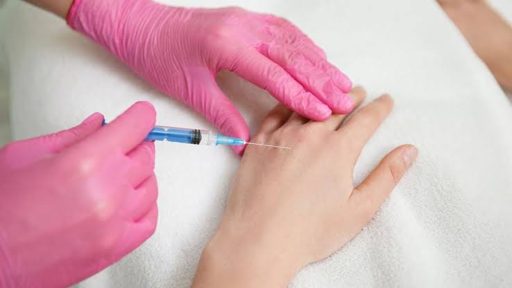 Tindakan Perawatan Kulit Dengan Melakukan Suntik Putih