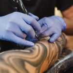 Pembuatan Warna Tatto Pada Kulit Seseorang