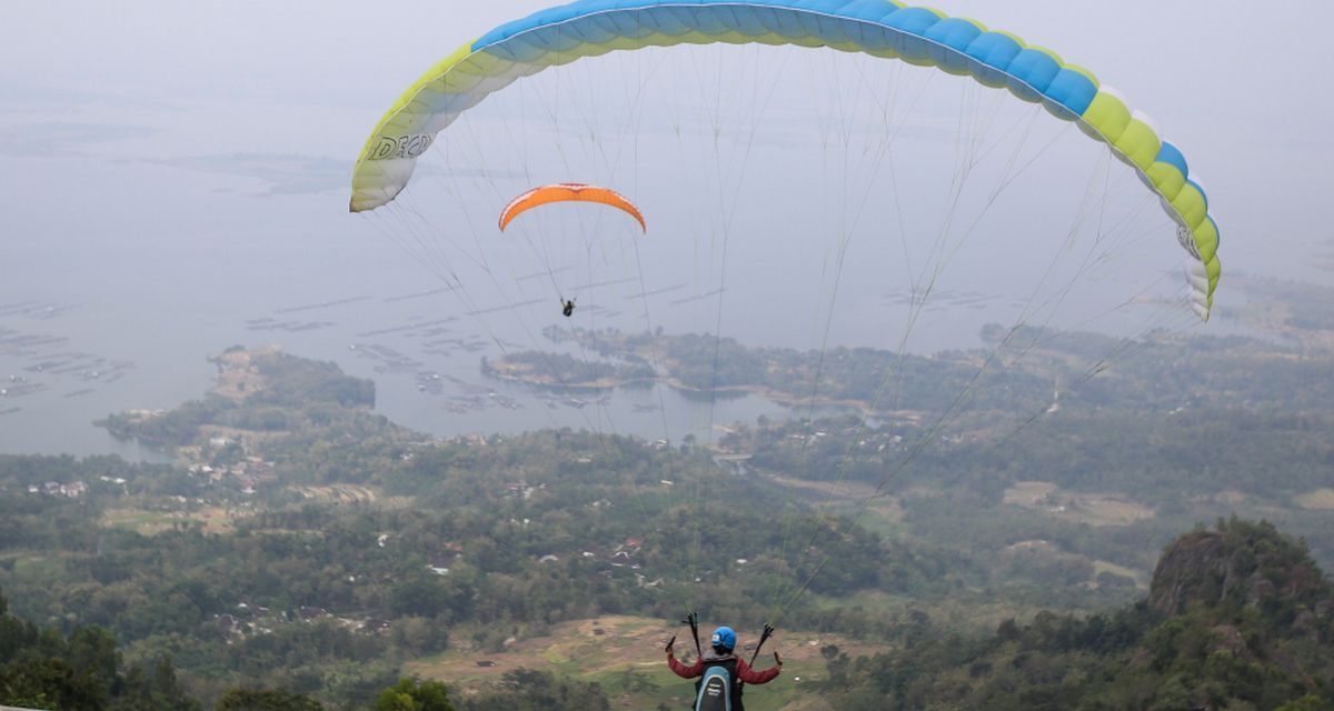 Olahraga Adrenalin Ekstrem Kegiatan Paralayang