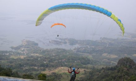 Olahraga Adrenalin Ekstrem Kegiatan Paralayang