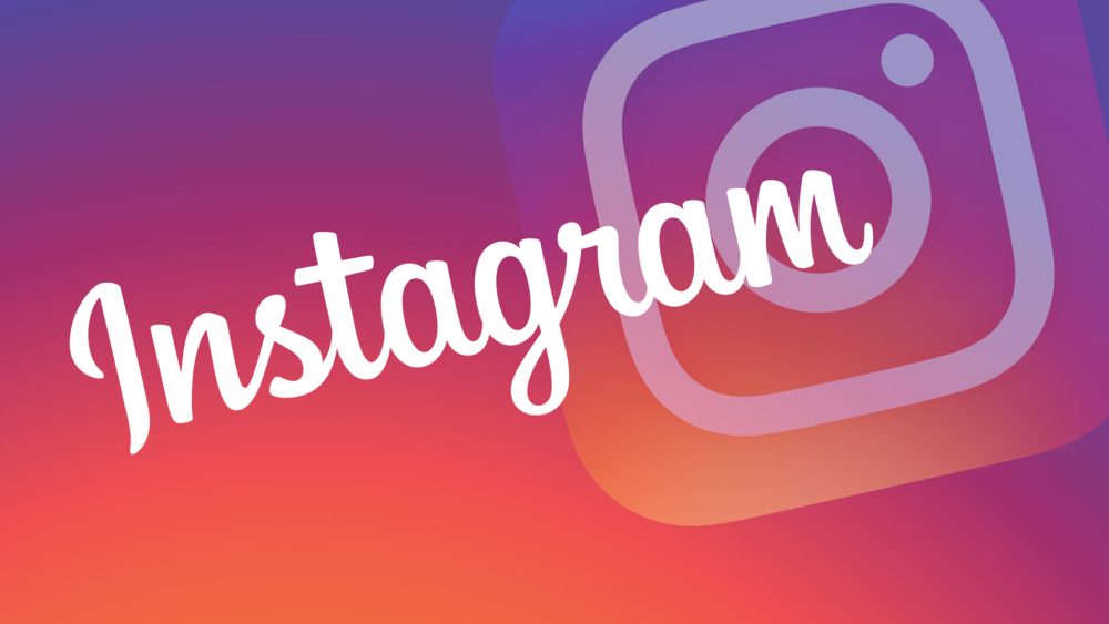 Suatu Sosial Media Instagram Dengan Banyak Pengguna
